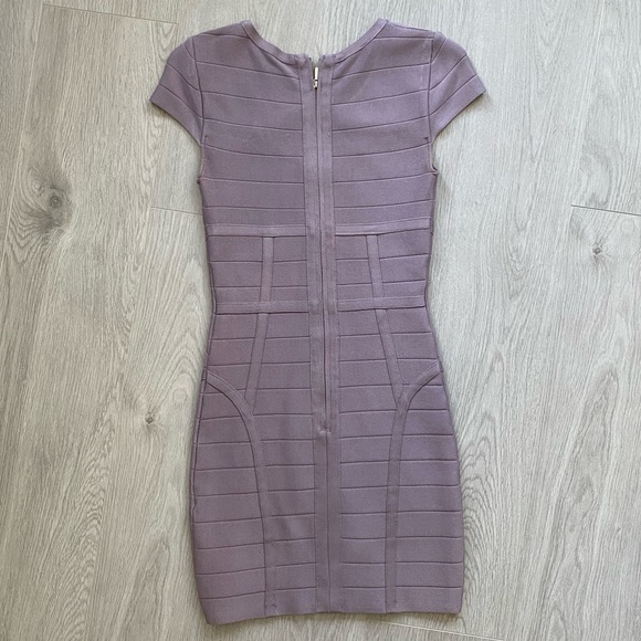 BEBE LIGHT PURPLE BODYCON KEYHOLE CUTOUT MINI DRESS - Picture 4 of 5